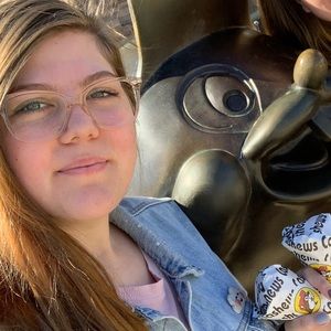 Meet your Posher, Beni